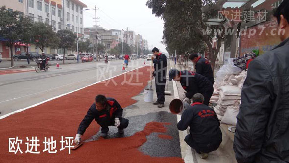 公交专用车道彩色路面www.licheng1555.cn