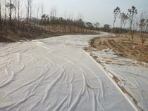 欧进彩色透水混凝土工艺流程-www.licheng1555.cn